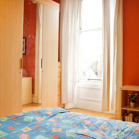 Classic Edinburgh Flat In The Heart Of Morningside Edimburgo Exterior foto