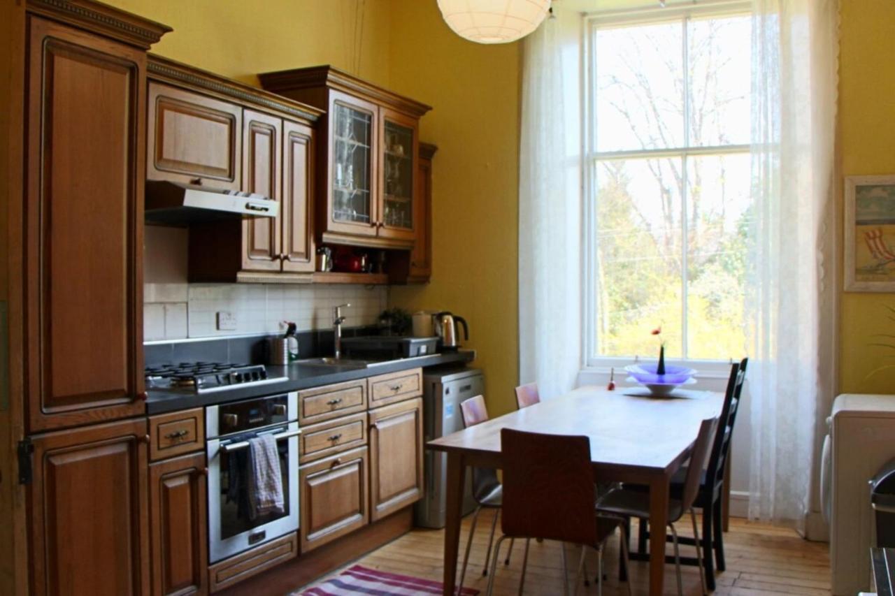 Classic Edinburgh Flat In The Heart Of Morningside Edimburgo Exterior foto