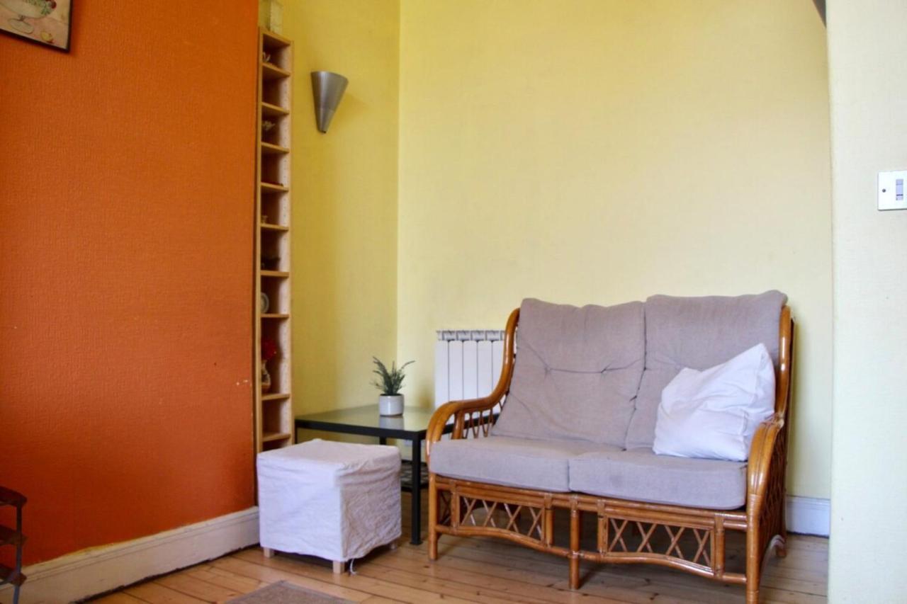 Classic Edinburgh Flat In The Heart Of Morningside Edimburgo Exterior foto